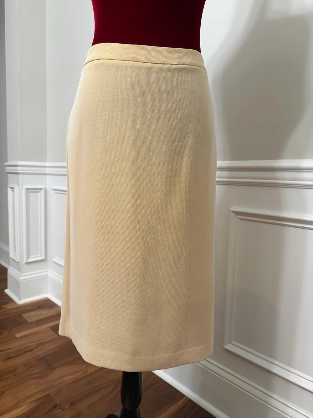 LYNN Korea Pencil Skirt Size S Japanese Fabric